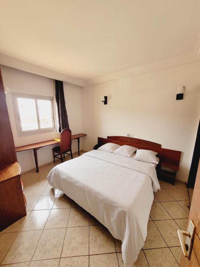 Hotel Altitel Bafoussam Bagian luar foto