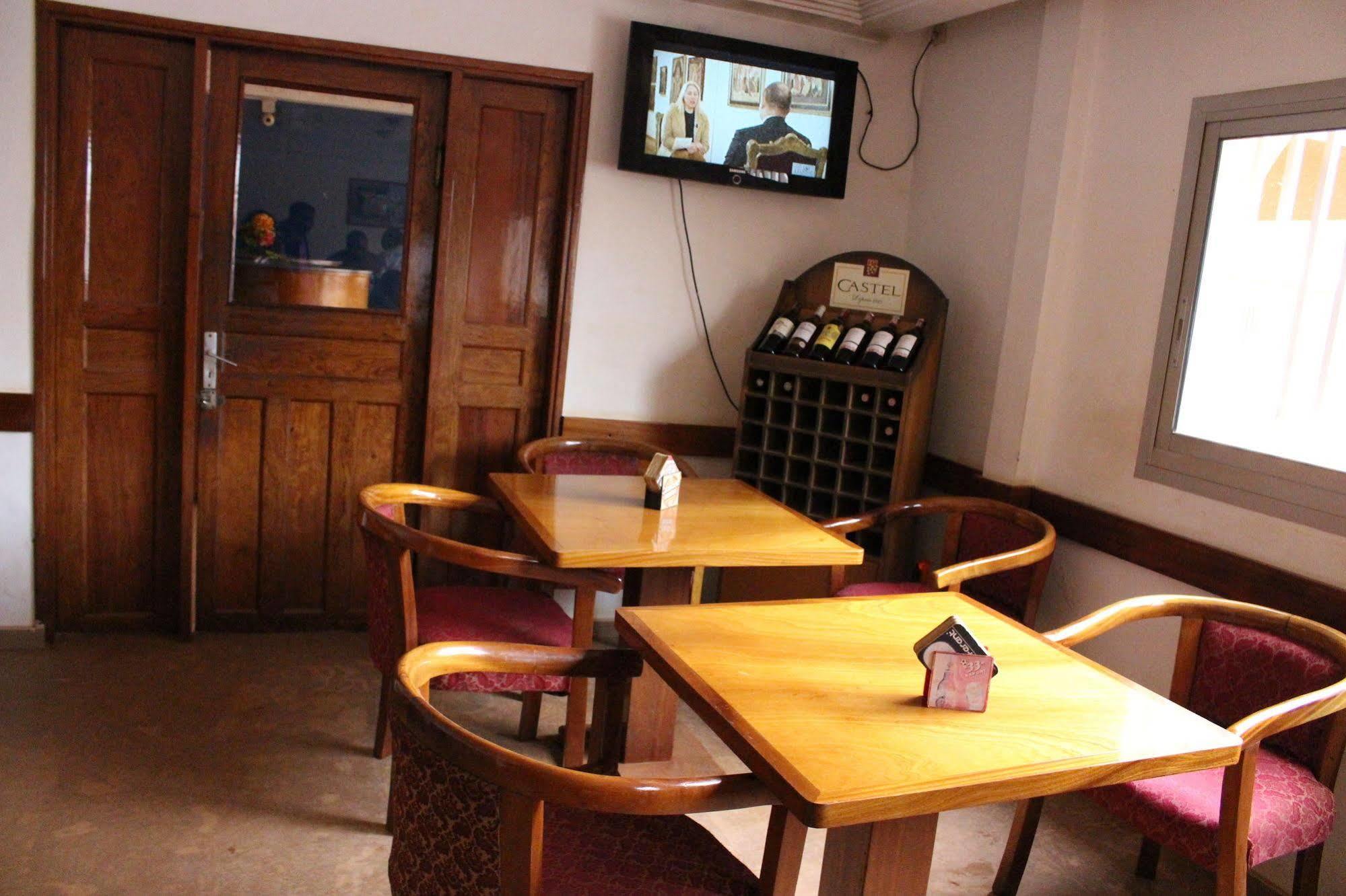 Hotel Altitel Bafoussam Bagian luar foto